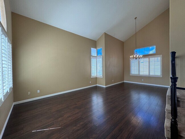 23784 Periwinkle Ct Murrieta, CA 92562 photo 5