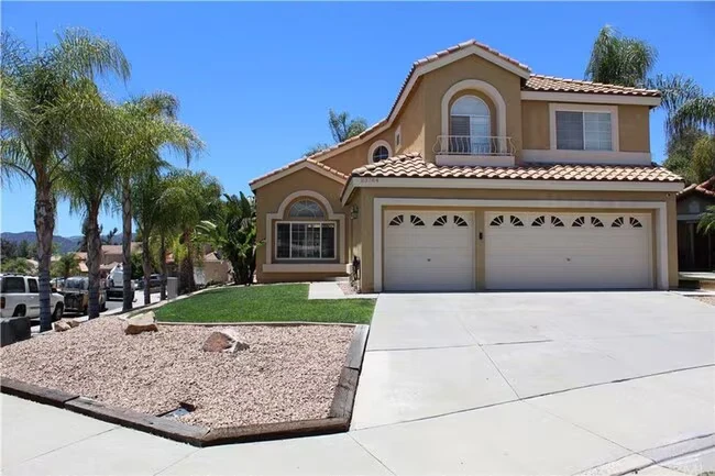 23784 Periwinkle Ct Murrieta, CA 92562