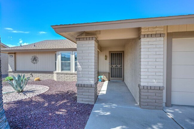 14227 W YOSEMITE Drive photo 3