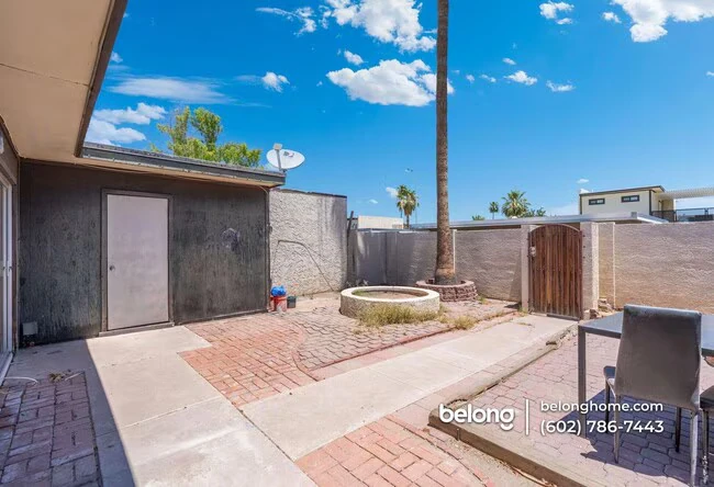 2240 W Carson Dr Tempe, AZ 85282 photo 3