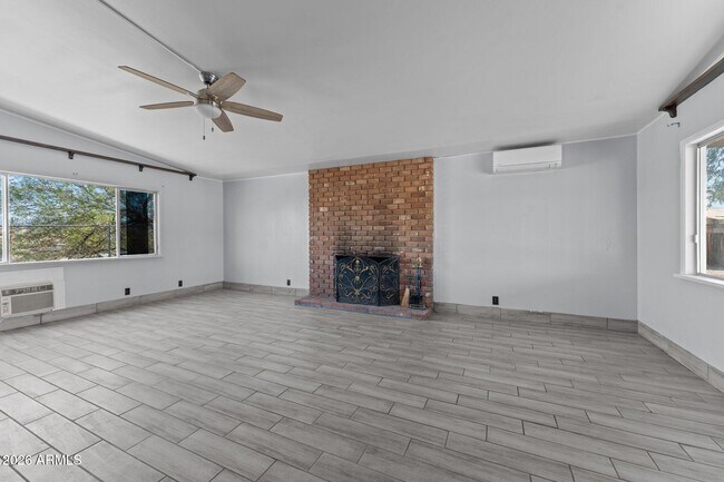 692 W Wickenburg Way Wickenburg, AZ 85390 photo 2