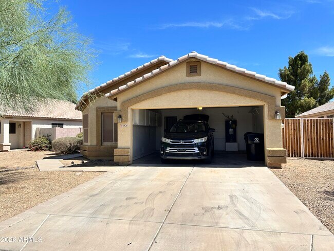 11426 W Virginia Ave photo 2