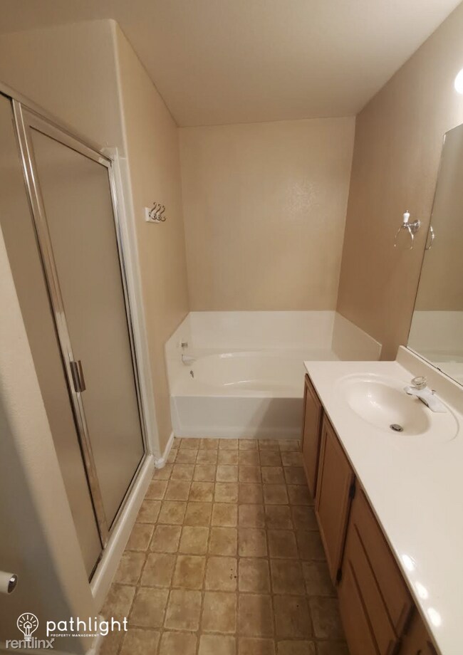 818 E Sack Dr Phoenix, AZ 85024 photo 5
