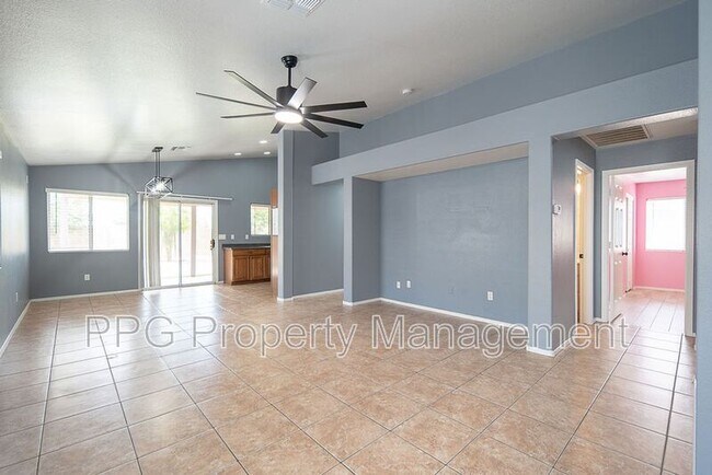 15500 N 136th Ln Surprise, AZ 85374 photo 2