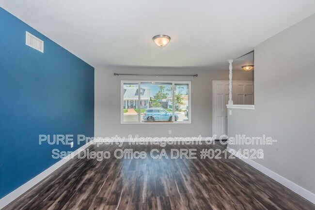 113 Madison St Oceanside, CA 92057 photo 3