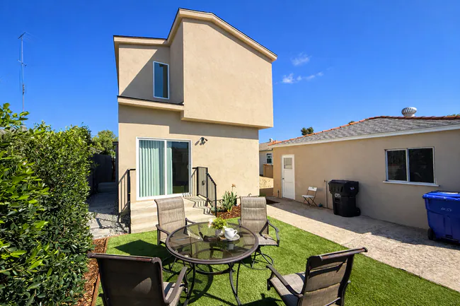 6257 Stewart St San Diego, CA 92115