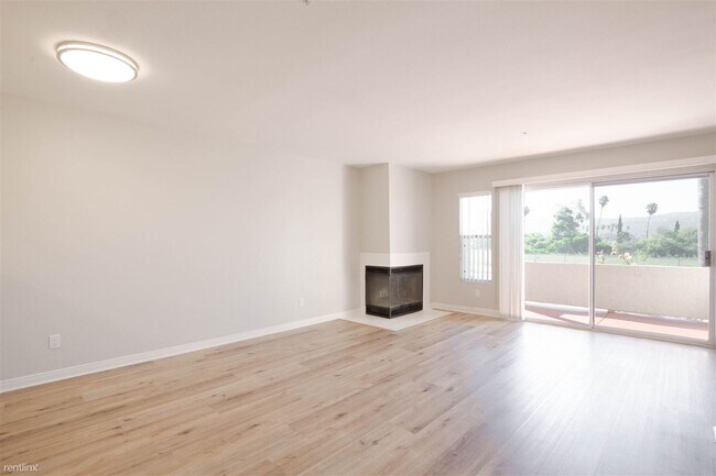 5704 Cam Del Cielo Bonsall, CA 92003 photo 4