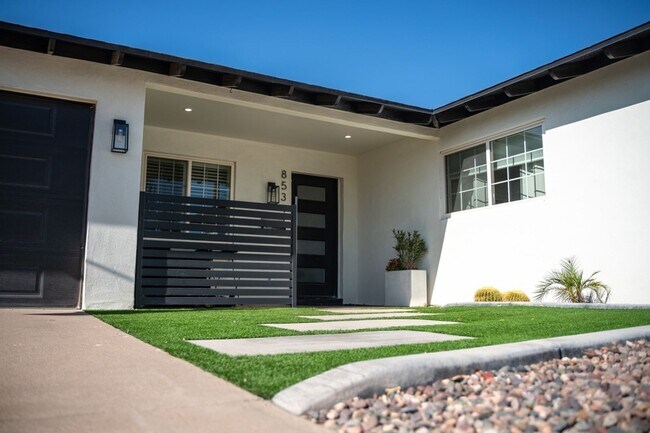 8534 E Cambridge Ave Scottsdale, AZ 85257 photo 2