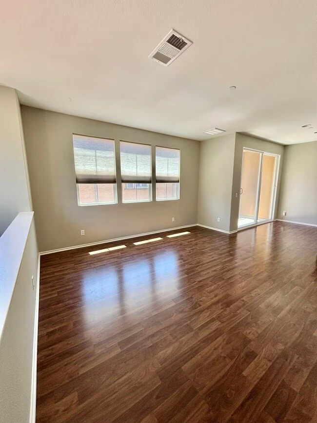 1415 Calabria St Santee, CA 92071 photo 3