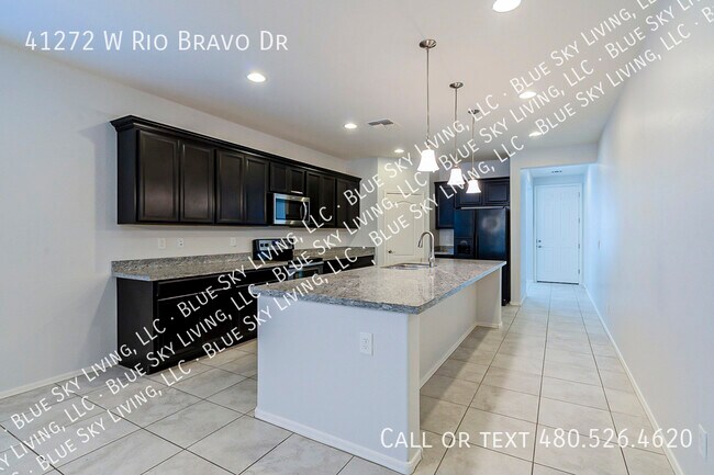 41272 W Rio Bravo Dr photo 5