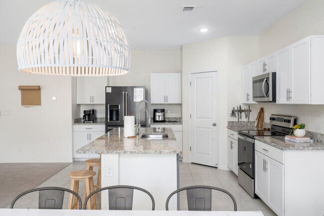 9520 W Albeniz Pl Tolleson, AZ 85353 photo 5
