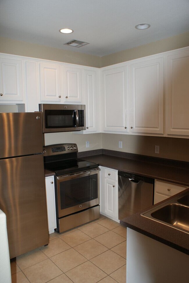 4455 E Paradise Vlg Pkwy S Phoenix, AZ 85032 photo 4