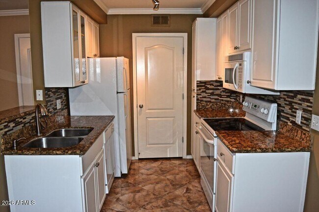 1701 E Colter St Phoenix, AZ 85016 photo 5