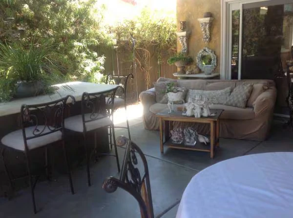 494 Nicolas Rd Temecula, CA 92591 photo 2