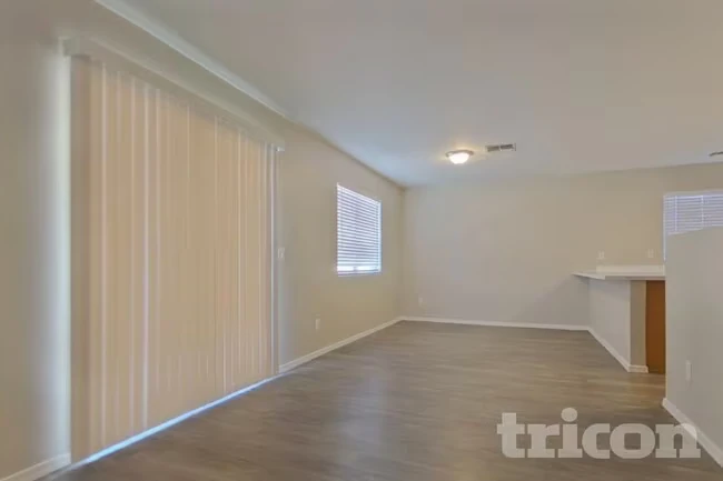 23683 W Huntington Dr Buckeye, AZ 85326 photo 5