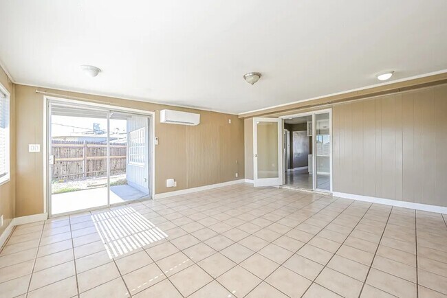11206 W Oregon Ave Youngtown, AZ 85363 photo 5