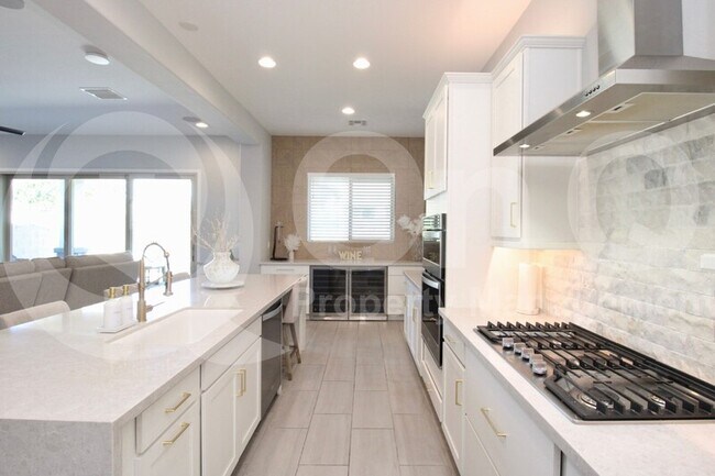 2715 S Eastridge Mesa, AZ 85209 photo 4