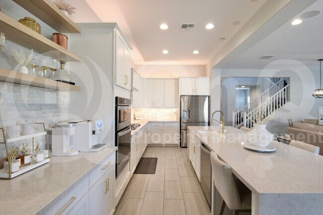 2715 S Eastridge Mesa, AZ 85209 photo 2