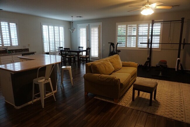9068 W Runion Dr Peoria, AZ 85382 photo 5