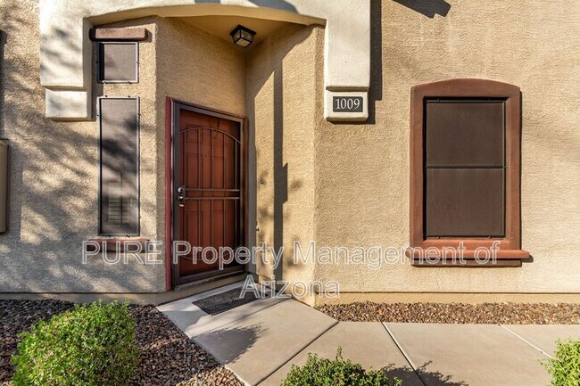 2725 E Mine Creek Rd Phoenix, AZ 85024 photo 5