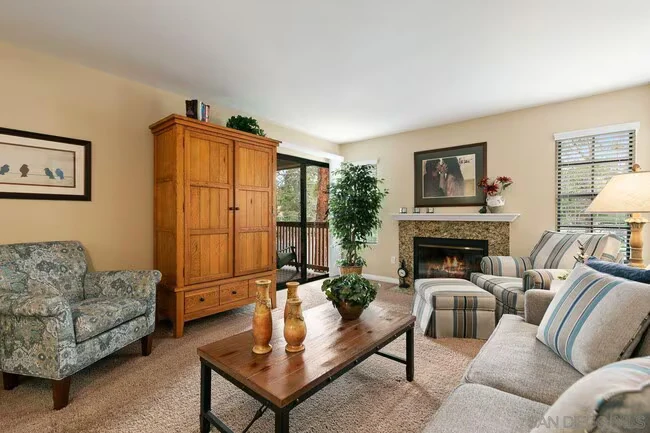 12095 Alta Carmel Ct San Diego, CA 92128