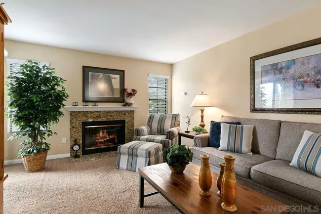 12095 Alta Carmel Ct San Diego, CA 92128 photo 2