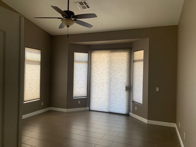 18056 W Santa Irene Dr Goodyear, AZ 85338 photo 5