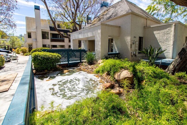 2236 River Run Dr San Diego, CA 92108 photo 4