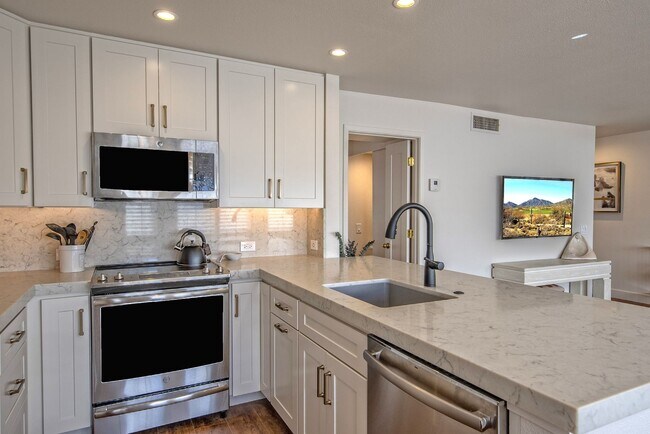 5205 N 24th St Phoenix, AZ 85016 photo 5