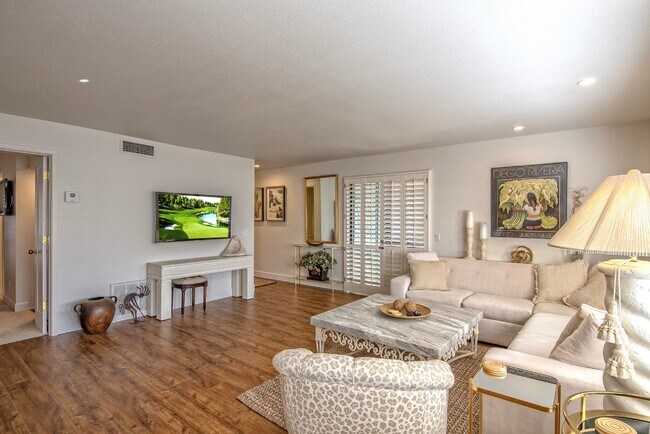 5205 N 24th St Phoenix, AZ 85016 photo 3