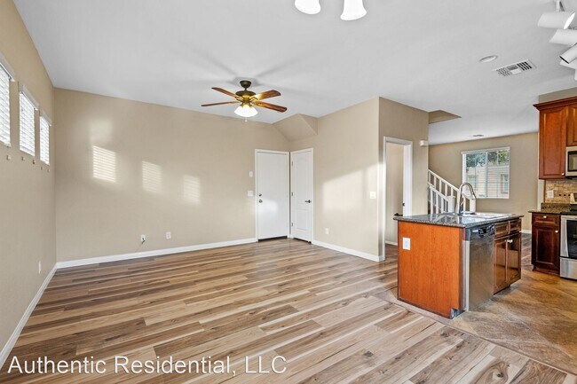 4311 E Carla Vista Dr Gilbert, AZ 85295 photo 3