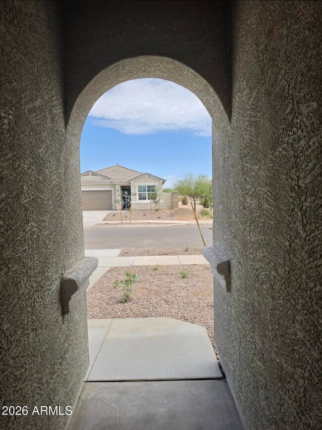 18399 W Buckskin Trl Surprise, AZ 85387 photo 5