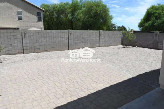 15338 W Banff Ln Surprise, AZ 85379 photo 3