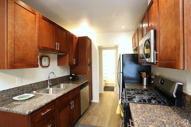 The Timbers Apartments photo 3
