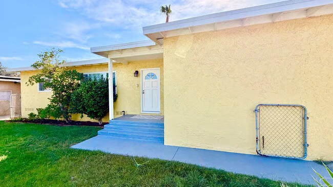 1280 Alturas Rd Fallbrook, CA 92028 photo 2