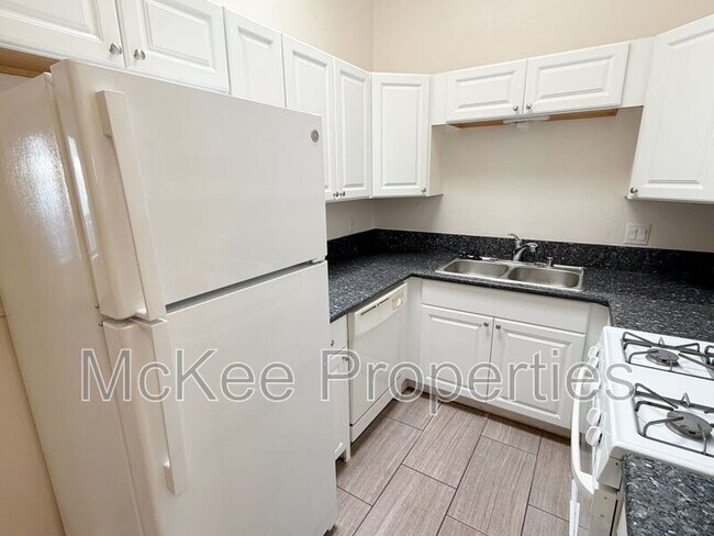 3028 Juniper St San Diego, CA 92104 photo 4