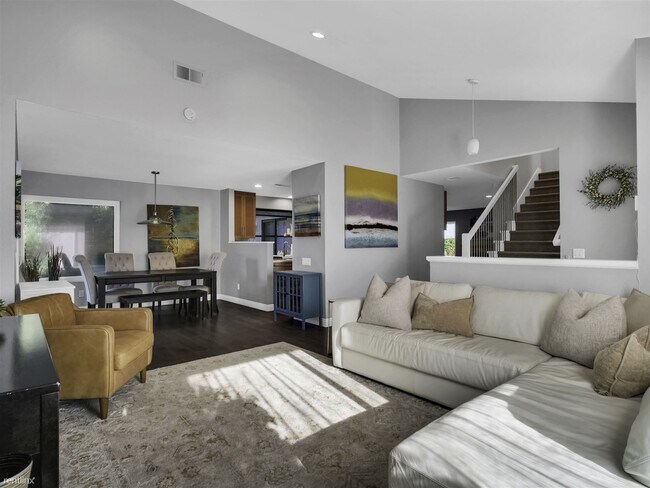 1207 Calle Christopher Encinitas, CA 92024 photo 4