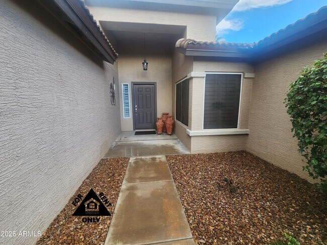 14750 W Avalon Dr Goodyear, AZ 85395 photo 5