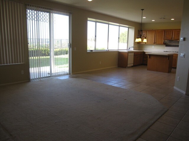 4972 Overlook Dr Oceanside, CA 92057 photo 4