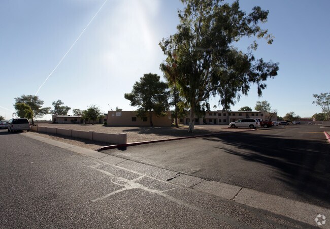 Palm View Apartments photo 2