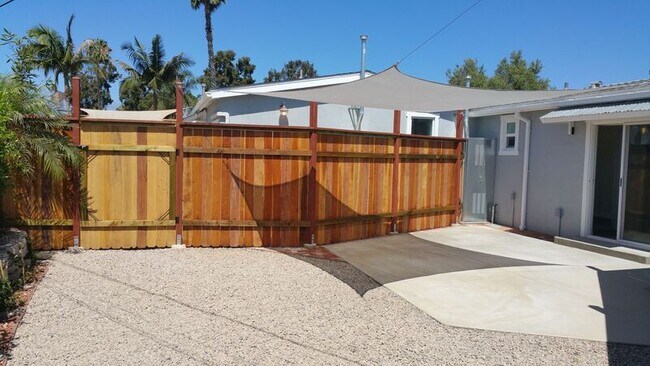 4161 Bannock Ave San Diego, CA 92117 photo 4