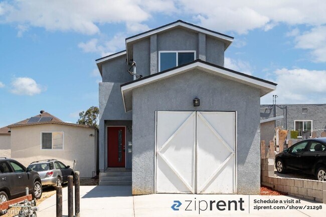 3447 Ocean View Blvd San Diego, CA 92113 photo 3