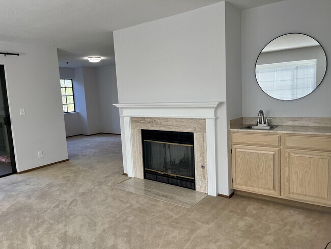 190 Redhawk Rd Novato, CA 94949 photo 2