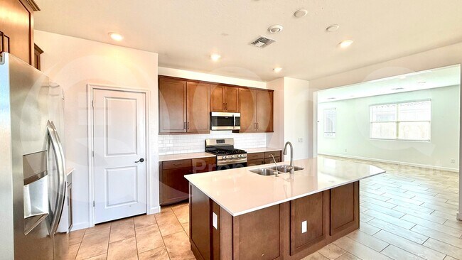 82 N 197th Ln Buckeye, AZ 85326 photo 2