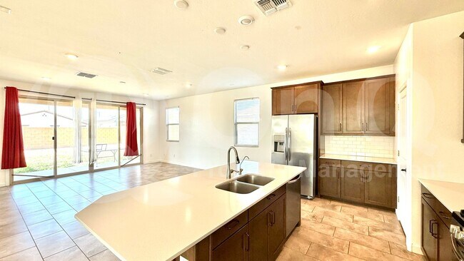 82 N 197th Ln Buckeye, AZ 85326 photo 3