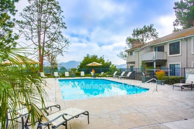 15062 Avenida Venusto San Diego, CA 92128 photo 3