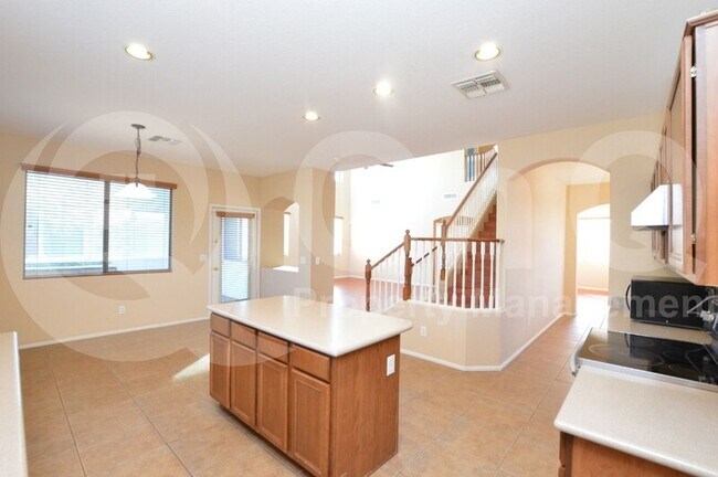 4631 W Desert Ln Phoenix, AZ 85339 photo 5