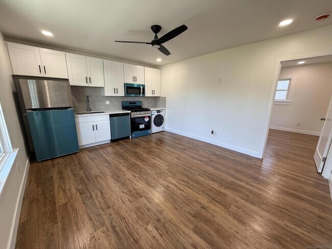 312 Brookes Ave San Diego, CA 92103