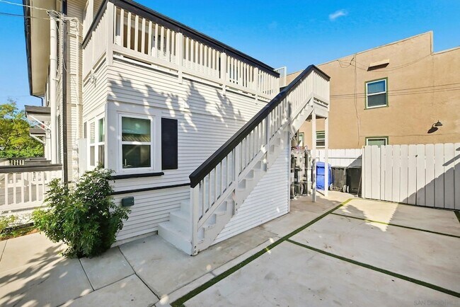 312 Brookes Ave San Diego, CA 92103 photo 2