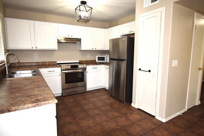 15338 N 148th Ct Surprise, AZ 85379 photo 5